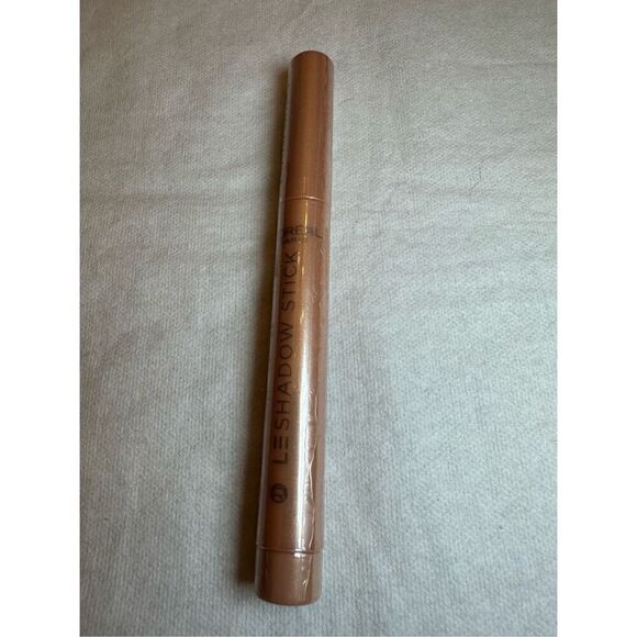 L’Oréal Paris Makeup Le Shadow Stick Eyeshadow color 115 Twinkly Rose - Picture 5 of 5